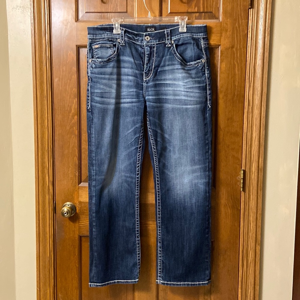 Men’s 38R Buckle Black Straight Leg Jeans